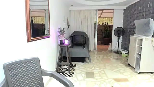 MarilynDavies online show from 11-25-25, 10:54