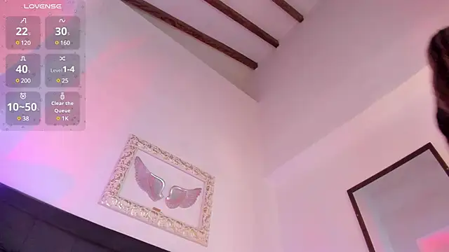 Mia 222 online show from 03-13-25, 05:50