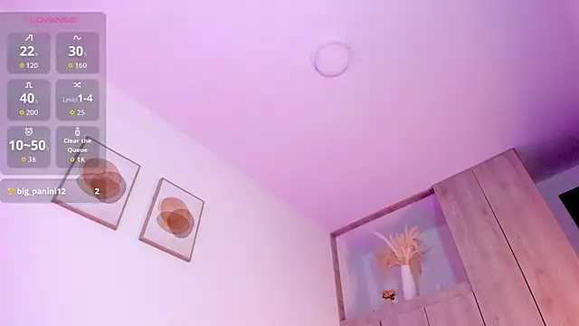 Mia 222 online show from 03-03-26, 11:05