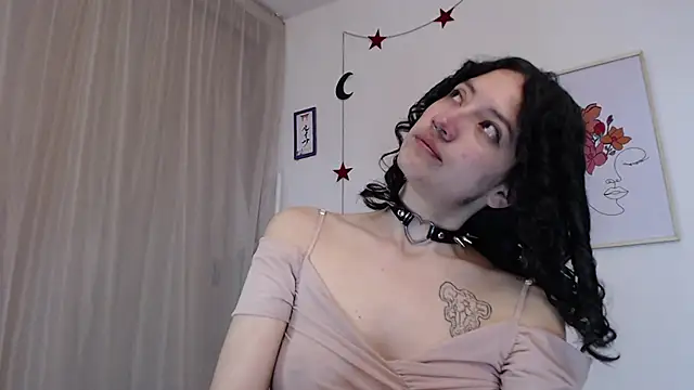 Snapshot of Tanya_WorldBondage chatting on 02-27-25, 03:05 Tanya WorldBondage online show from 02-27-25, 03:05