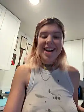 Esteem369 online show from 10-22-25, 04:07