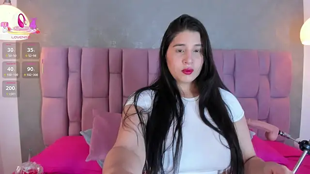 brithanyadams23 online show from 03-04-25, 03:11