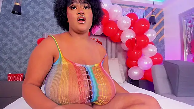 NiiaMoore online show from 02-15-25, 08:22