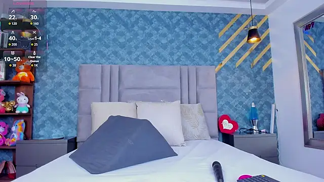 NiiaMoore online show from 04-08-26, 07:14