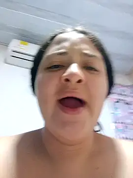 Liancy online show from 11-14-25, 02:43