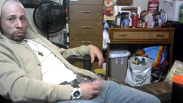 tongueispowerr6d9 online show from 05-16-26, 07:49