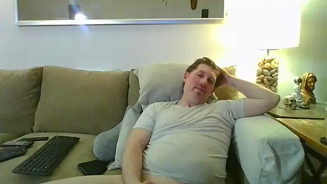 Snapshot of Rock_Pierce chatting on 05-23-26, 05:12 Rock Pierce online show from 05-23-26, 05:12