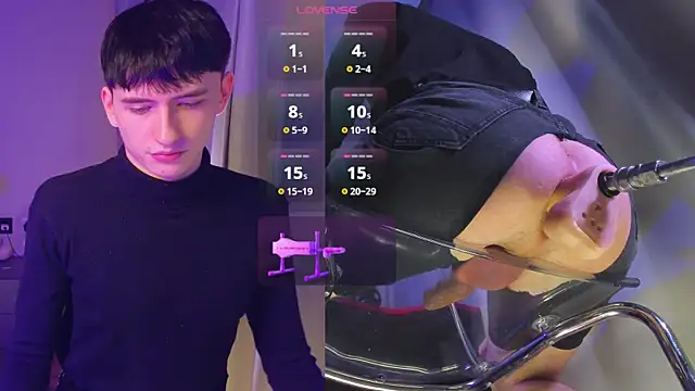 Snapshot of AmondCor chatting on 01-08-26, 04:09 AmondCor online show from 01-08-26, 04:09