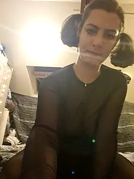 Snapshot of LoLa-69-X chatting on 11-10-25, 10:53 LoLa-69-X online show from 11-10-25, 10:53