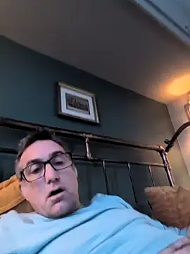 Snapshot of bibananaman chatting on 03-16-26, 07:23 bibananaman online show from 03-16-26, 07:23