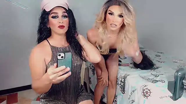 New Dolls online show from 10-25-25, 11:43