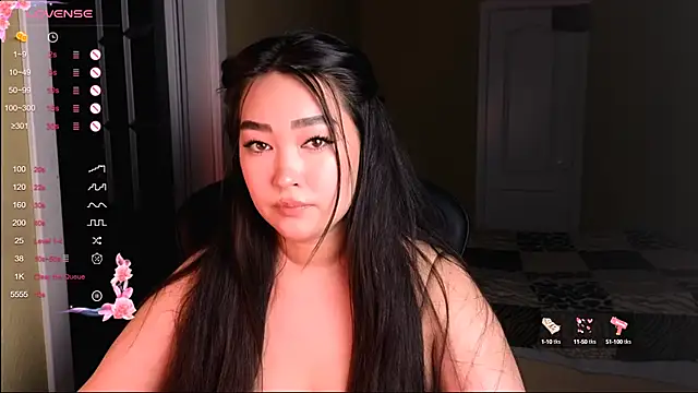 Snapshot of Erica_Wayne chatting on 01-19-25, 11:23 Erica Wayne online show from 01-19-25, 11:23