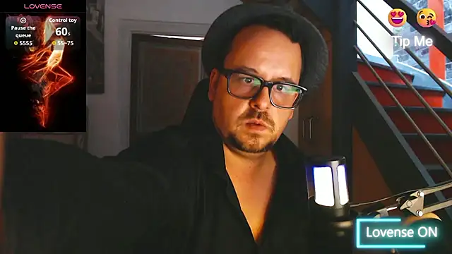 punky233 online show from 09-15-25, 02:06