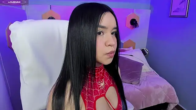Snapshot of Hanna__Becker_ chatting on 01-22-25, 03:52 Hanna  Becker  online show from 01-22-25, 03:52