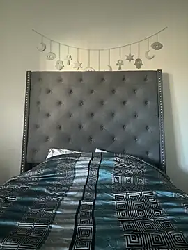 juicyyy323 online show from 12-13-25, 10:26