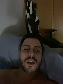 Snapshot of Cris96xxx chatting on 07-19-26, 03:16 Cris96xxx online show from 07-19-26, 03:16