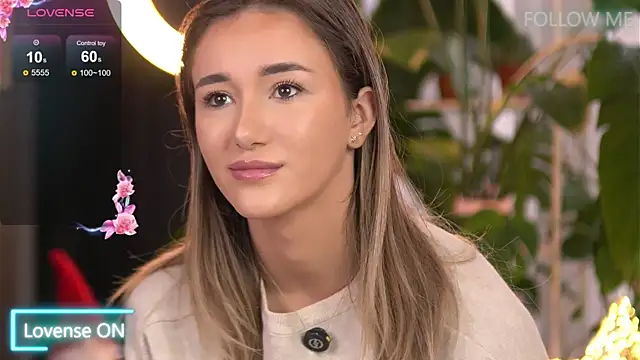 EmilyRaymont online show from 12-17-25, 10:32