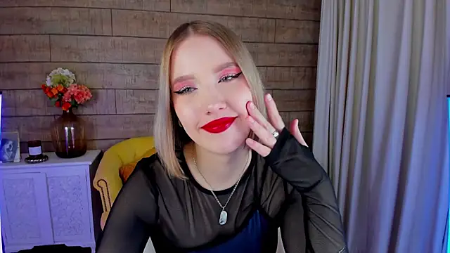 LiliLinn online show from 02-04-25, 10:43