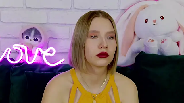 LiliLinn online show from 03-05-25, 08:10