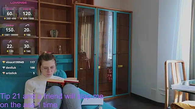 EmmaFisherf online show from 03-05-25, 09:49