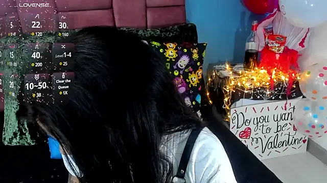 NinaInk online show from 02-15-25, 05:17