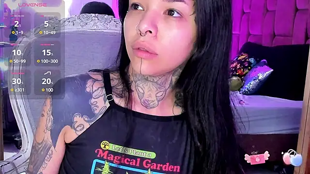 NinaInk online show from 03-10-25, 10:59