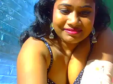 sexy roma online show from 12-16-24, 05:11