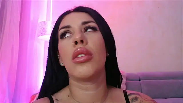 LaylaCruzRose online show from 05-29-26, 05:05