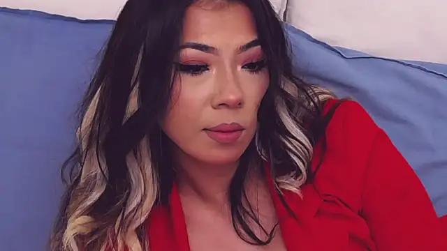 Snapshot of KiaraDevlynn chatting on 12-29-24, 07:32 KiaraDevlynn online show from 12-29-24, 07:32