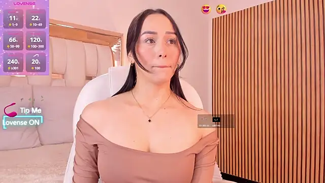 hazel ross tcw online show from 09-19-25, 02:07