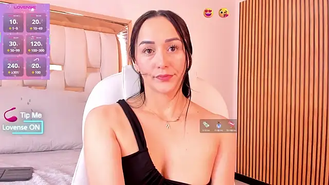 hazel ross tcw online show from 10-16-25, 02:07