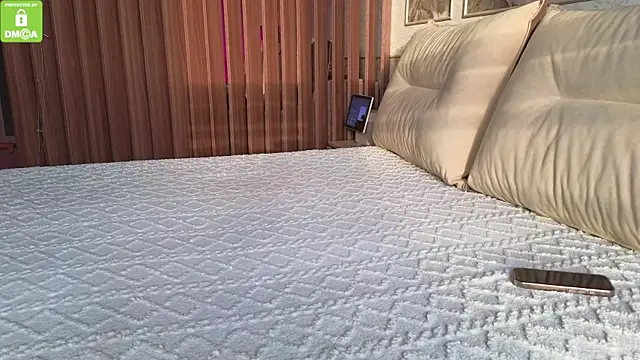 Katy perry  online show from 11-06-25, 02:56