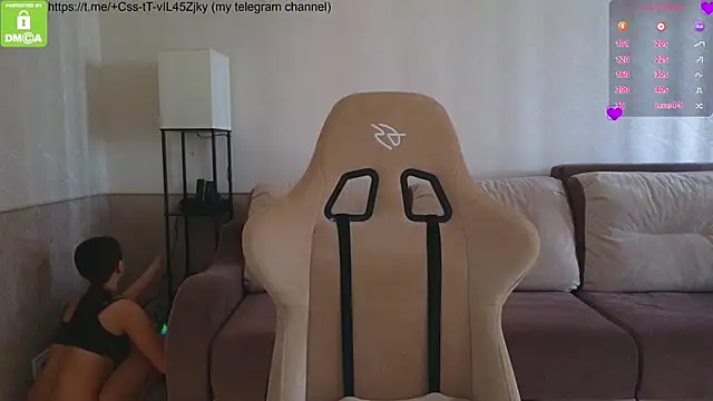 Katy perry  online show from 04-12-26, 03:11