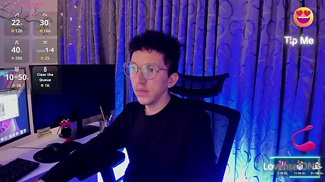 Snapshot of Orlandodcn_69 chatting on 04-12-26, 05:12 Orlandodcn 69 online show from 04-12-26, 05:12