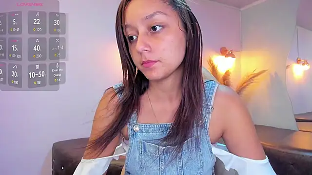 Snapshot of katy_sweet19 chatting on 01-25-25, 06:57 katy sweet19 online show from 01-25-25, 06:57