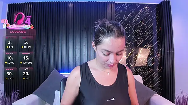 Snapshot of Alessia_Taylorr chatting on 10-02-25, 11:39 Alessia Taylorr online show from 10-02-25, 11:39