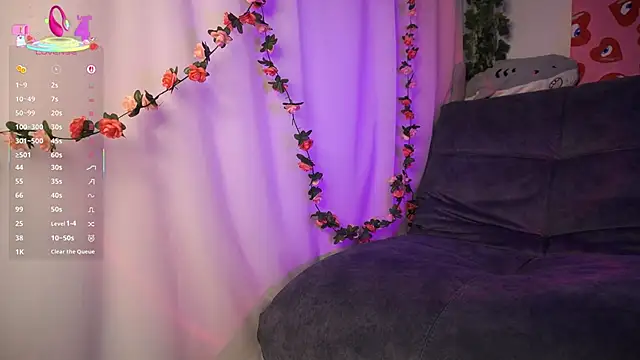 GlamourNova online show from 03-22-25, 05:41