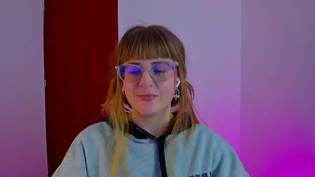 Snapshot of tekila__ chatting on 12-03-25, 03:36 tekila online show from 12-03-25, 03:36