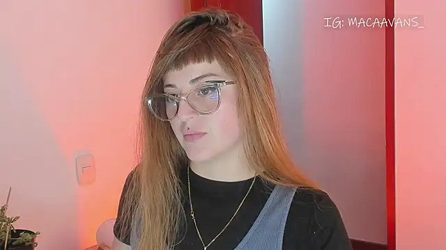 Snapshot of tekila__ chatting on 06-09-26, 11:27 tekila online show from 06-09-26, 11:27
