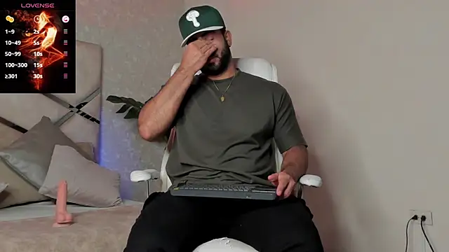 noah crux online show from 12-30-24, 12:20