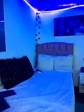 Snapshot of Camille_rose_ chatting on 02-02-25, 01:45 Camille rose online show from 02-02-25, 01:45