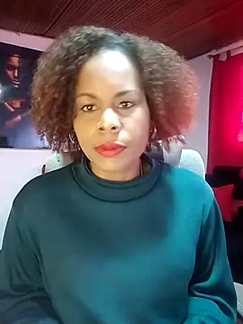 Snapshot of Camille_rose_ chatting on 10-14-25, 03:13 Camille rose online show from 10-14-25, 03:13