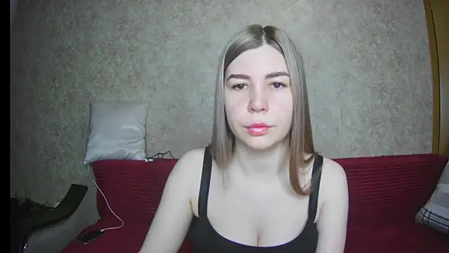 ElllaNuar online show from 03-11-25, 03:26