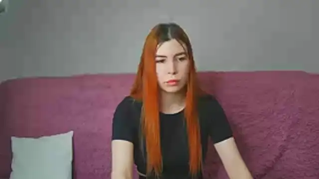 Snapshot of ElllaNuar chatting on 03-02-26, 08:32 ElllaNuar online show from 03-02-26, 08:32