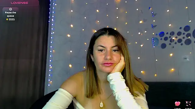 SuchAngel  online show from 10-28-25, 02:59