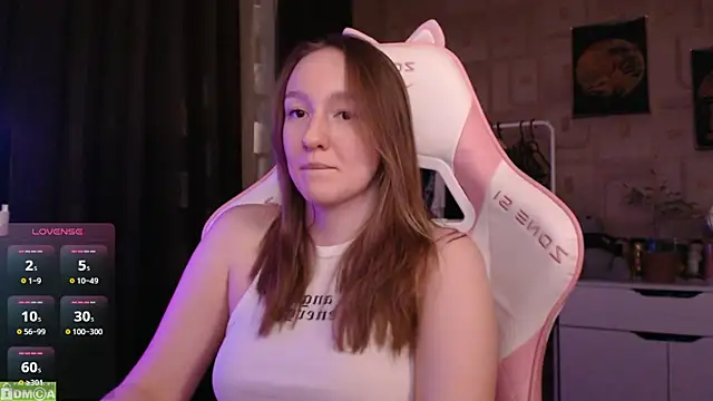 Snapshot of MoonlishSiren chatting on 02-25-25, 11:44 MoonlishSiren online show from 02-25-25, 11:44