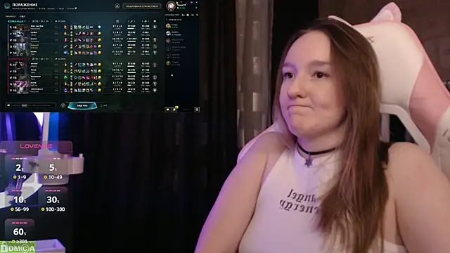 Snapshot of MoonlishSiren chatting on 02-28-25, 11:01 MoonlishSiren online show from 02-28-25, 11:01