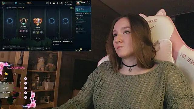 Snapshot of MoonlishSiren chatting on 11-06-25, 09:05 MoonlishSiren online show from 11-06-25, 09:05