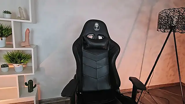 Only   Yours online show from 03-09-26, 01:09