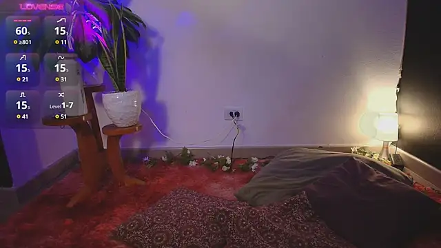 Snapshot of ValenGray chatting on 03-16-25, 02:21 ValenGray online show from 03-16-25, 02:21